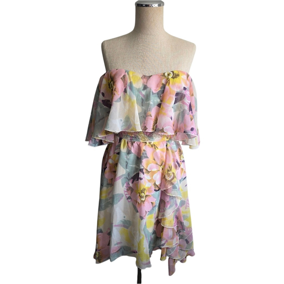 Lipsy Dresses & Skirts - Lipsy London Floral Tube Dress Ruffles Size 4 New